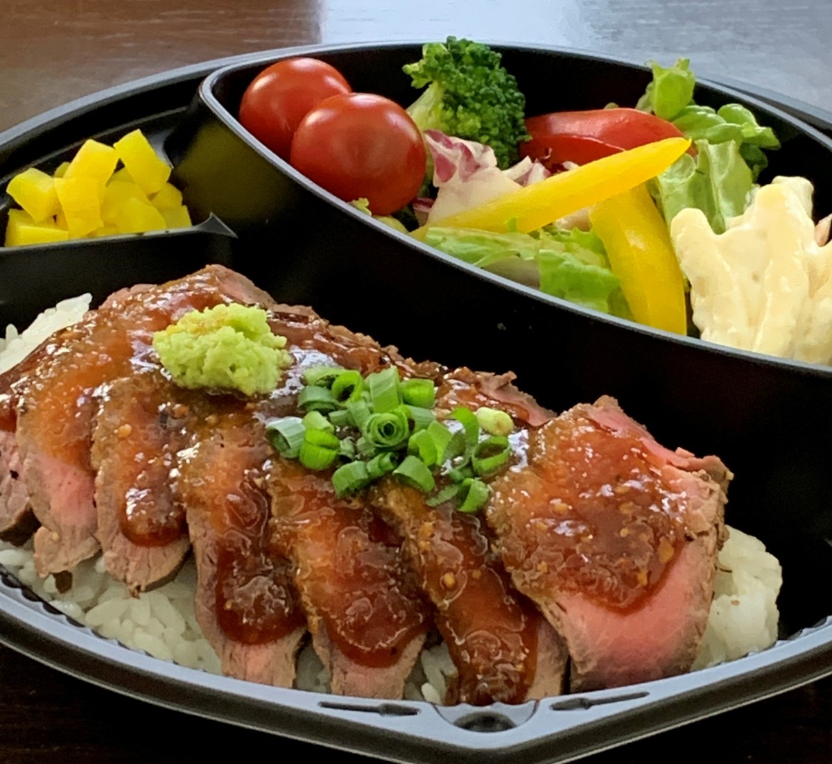 テイクアウト(ステーキ丼)